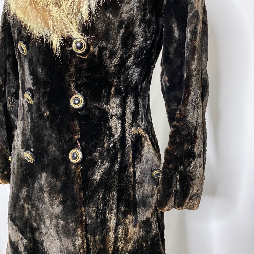 Vintage Double Breasted Victorian Brown Fur Coat - Picture 3 of 11